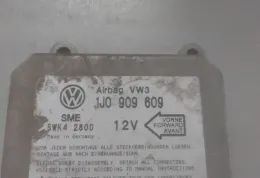 33980304 блок управления AirBag (SRS) Volkswagen Golf IV 2000