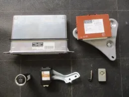 8966130C3 блок управления двигателем Toyota