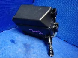 82661B2520 Daihatsu Wake fuse control box