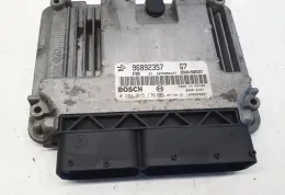 0281015176 блок управления ECU Opel Antara 2012