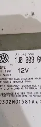 00302MCC581A блок управління AirBag (SRS) Audi A4 S4 B5 8D 1999