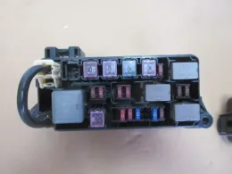 82661B2012 Daihatsu fuse control box