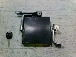 8966135B20 Toyota Hilux, surf engine control unit ECU