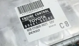 MB1758009421 блок управління двигуном Toyota Avensis T250 2004