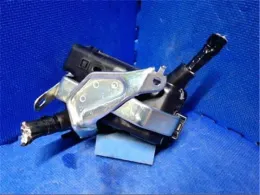82661B2520 Daihatsu Wake fuse control box