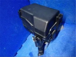 82661B2520 Daihatsu Wake fuse control box