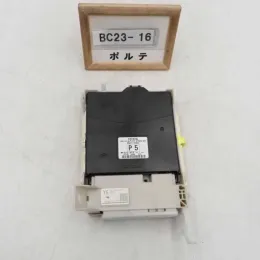 8922152600 блок запобіжників до Toyota