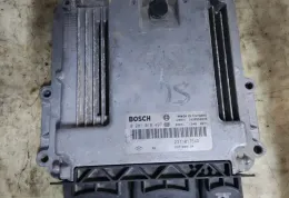 02810018497 блок управління ECU Renault Trafic II (X83) 2001