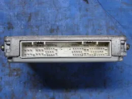 237104P202 блок управления двигателем Nissan Gloria