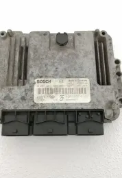 281011644 блок управління ECU Nissan Primera 1999