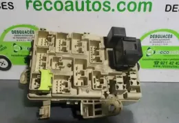 8264135220 Fuse box control unit Toyota Hilux (AN10 AN20 AN30) 2002