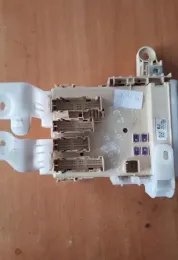 8273042821 Fuse box control unit Toyota RAV 4 (XA40) 2017