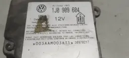 30970217 блок управления AirBag (SRS) Volkswagen PASSAT B5 1999