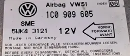 47020610 блок управління AirBag (SRS) Audi 80 90 S2 B4 1993