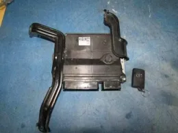 8966128E60 блок управления двигателем Toyota Estima