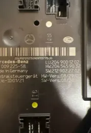 5DK00922558 блок предохранителей Mercedes-Benz C W204 2010