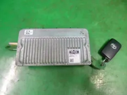 8966152U90 блок управления двигателем Toyota Aqua