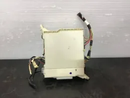 8273028381 Toyota Voxy fuse control box