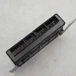 1860C526 блок управления двигателем Nissan