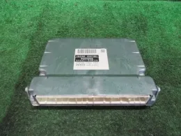 2753003352 блок управления двигателем Toyota