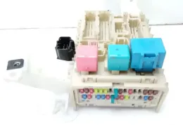 827300F100 Fuse box control unit Toyota Verso 2011