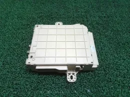 8273030070 Toyota Crown fuse control box