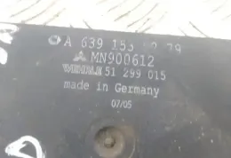 MN900612 блок управления ECU Nissan Primera 2004