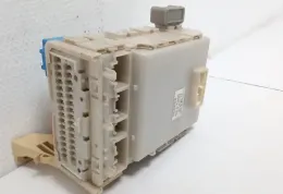 827300D320 Fuse box control unit Toyota Yaris 2009