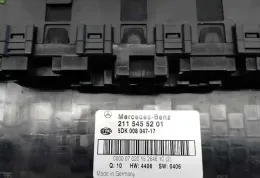 5DK00804717 блок запобіжників Mercedes-Benz CLS C219 2007