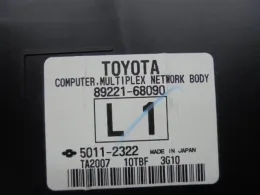 8273068071 Toyota fuse control box