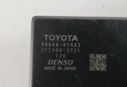 8865047423 блок управления Toyota Prius+ (ZVW40) 2018