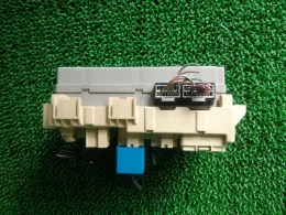 MR538260 блок запобіжників до Mitsubishi