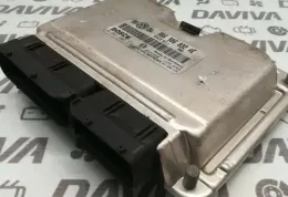 066906032AE блок управления ECU Volkswagen PASSAT B5.5 2001