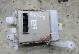 8273005J90 Fuse box control unit Toyota Avensis T270 2015