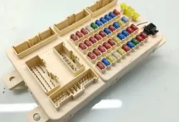 AK3337A блок предохранителей KIA Opirus 2007