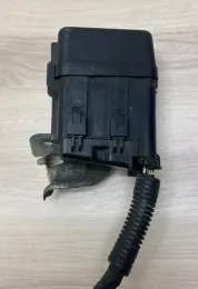 6104808006 блок запобіжників Toyota RAV 4 (XA40) 2015