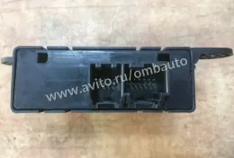 Блок управління 13393723 opel astra j ids