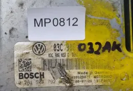 03C906032AK блок управління ECU Volkswagen Golf V 2007