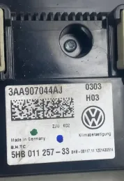 5HB01125733 блок управления климат-контроля Volkswagen PASSAT B7 2013