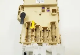 8273012X80 Fuse box control unit Toyota Auris E180 2014