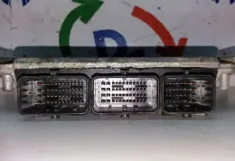 2261100QC1 блок управления ECU Nissan Interstar 2003