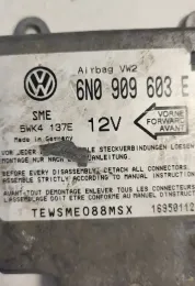 16950112 блок управління AirBag (SRS) Volkswagen Golf IV 2000