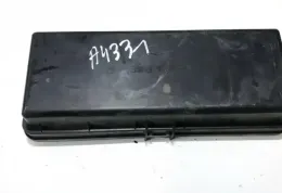 8267228090 Fuse box control unit Toyota Previa (XR30 XR40) II 2003