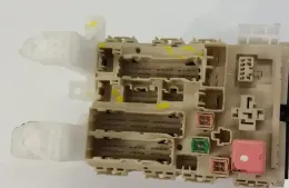 8273005710 Fuse box control unit Toyota Avensis T270 2013