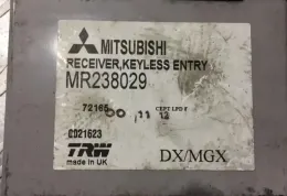 0021623 блок управления Mitsubishi Carisma 2000 - фото