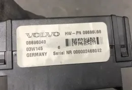 03W145 блок запобіжників Volvo S40 2006