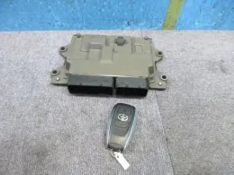 SU00310697 блок управления двигателем Toyota