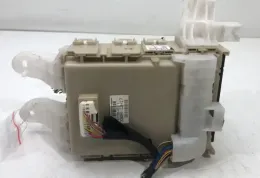 8273002J71 Fuse box control unit Toyota Auris 150 2010