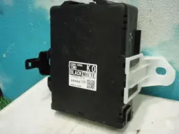 3368073P00 блок управления Nissan