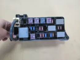 82661B2022 Daihatsu fuse control box